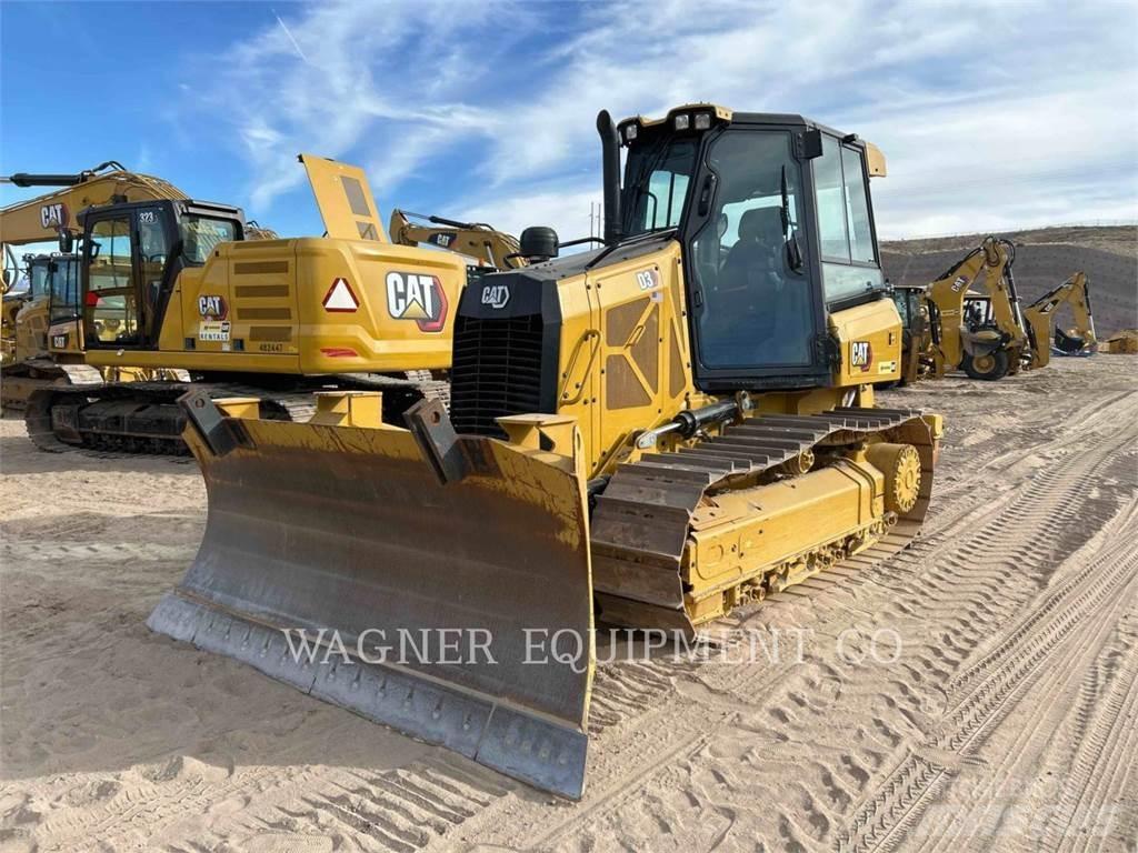 CAT D3 Buldožeri gusjeničari