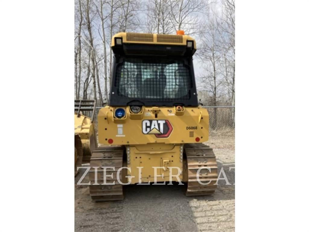CAT D3 Buldožeri gusjeničari