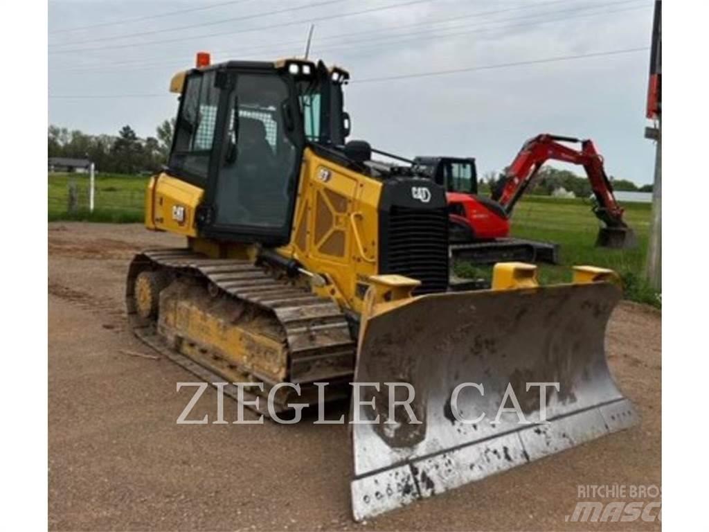 CAT D3 Buldožeri gusjeničari