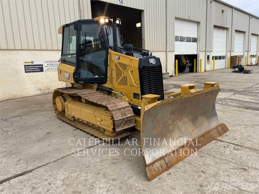 CAT D3 Buldožeri gusjeničari