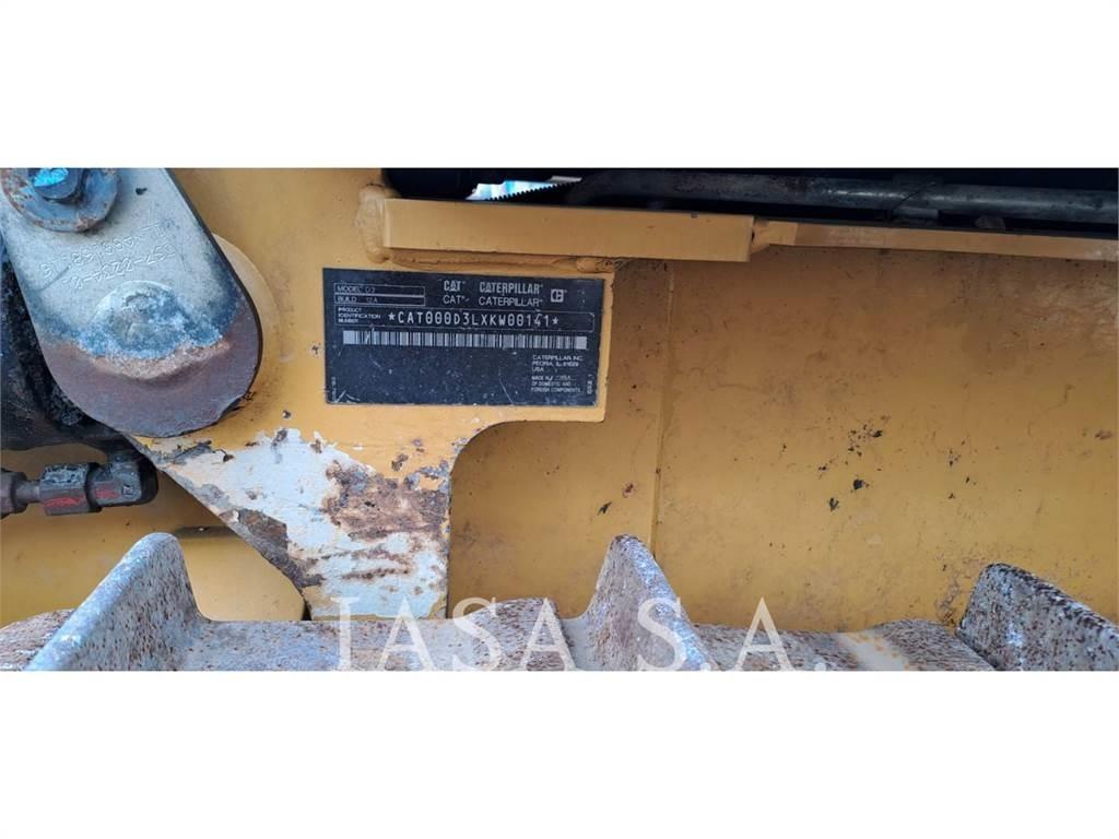 CAT D3-12 Buldožeri gusjeničari