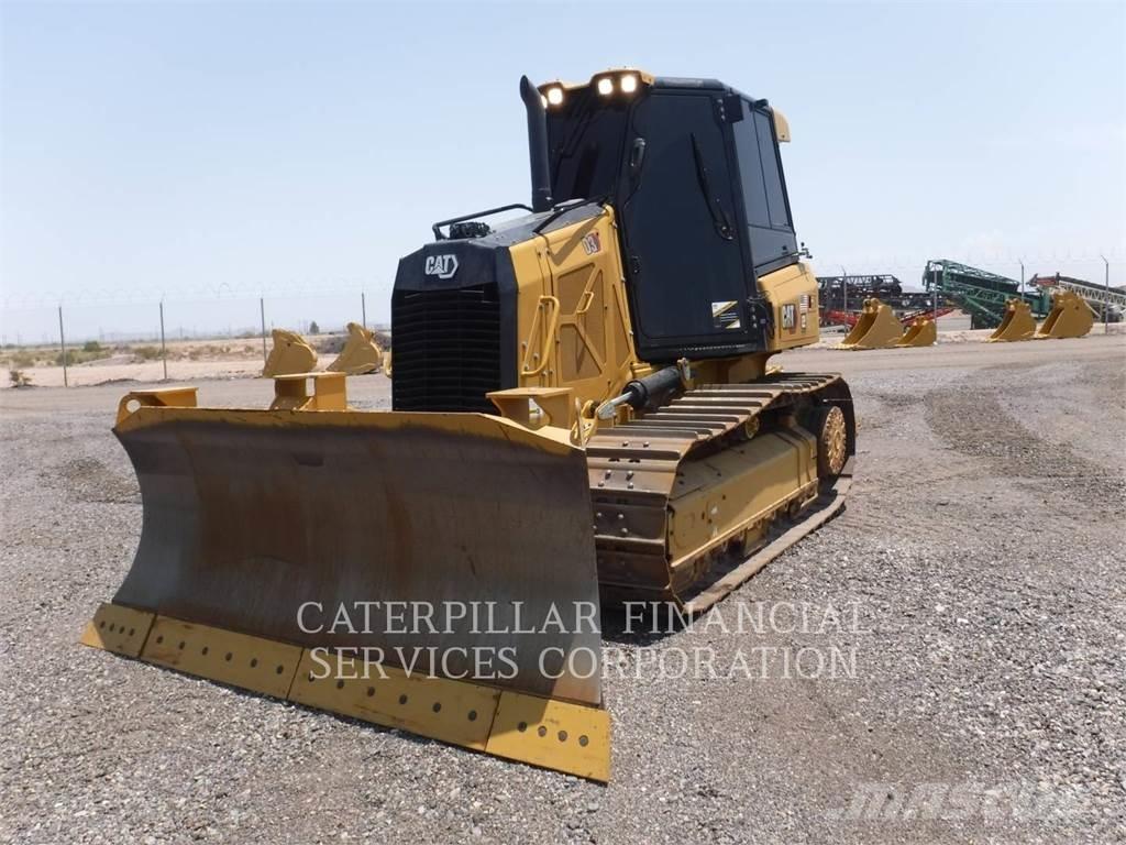 CAT D3-12 Buldožeri gusjeničari