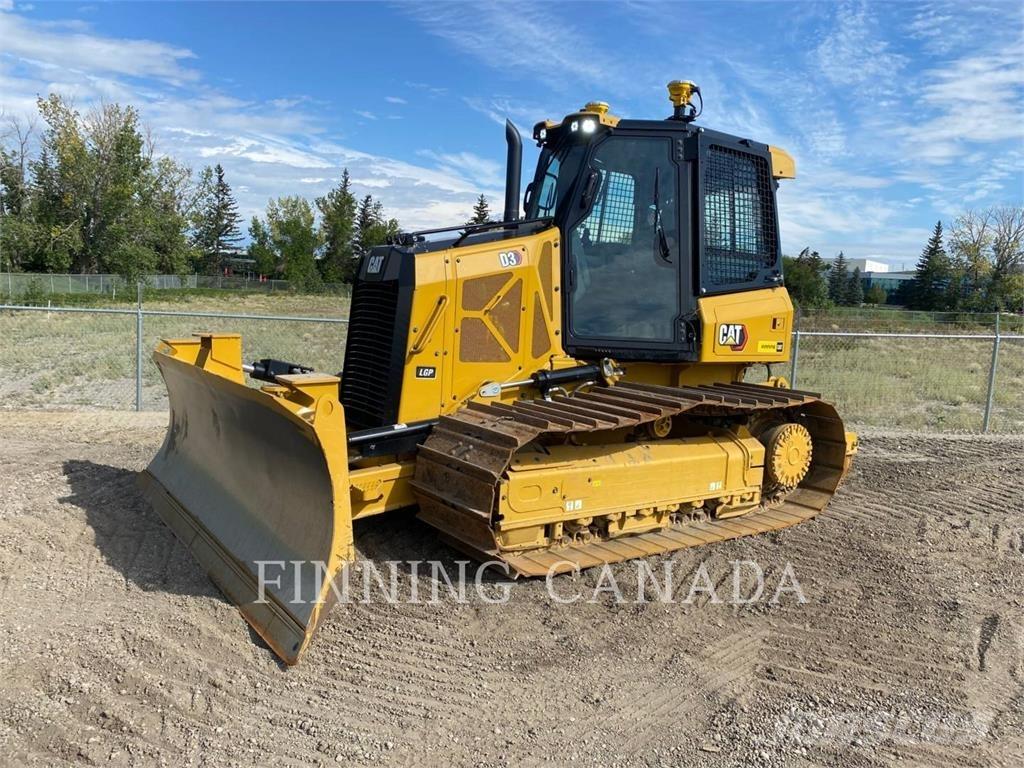 CAT D3-12 Buldožeri gusjeničari