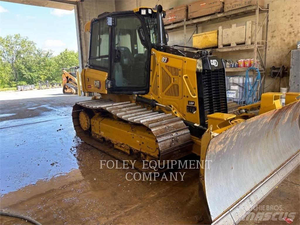 CAT D3-12LGI Buldožeri gusjeničari