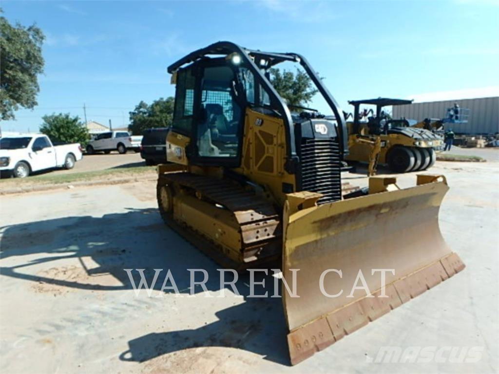 CAT D3 ARO Buldožeri gusjeničari
