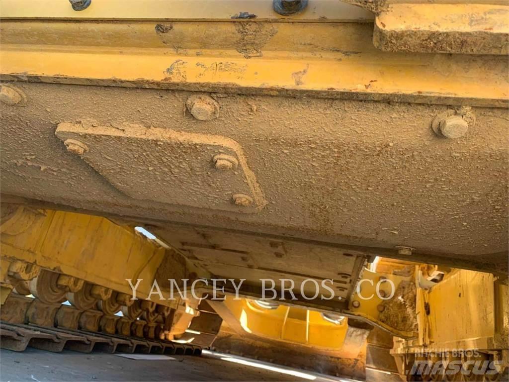 CAT D3 LGP Buldožeri gusjeničari