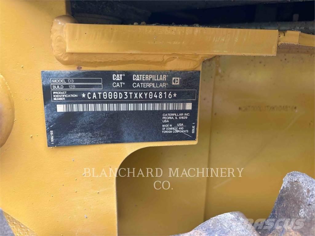 CAT D3 LGP Buldožeri gusjeničari