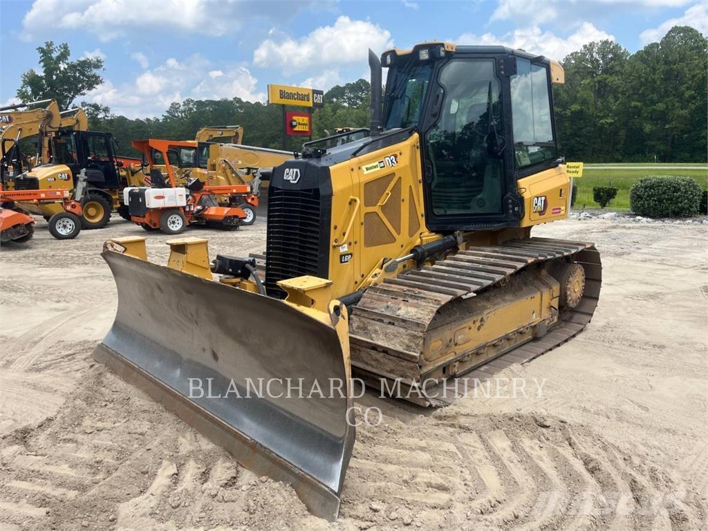CAT D3 LGP Buldožeri gusjeničari
