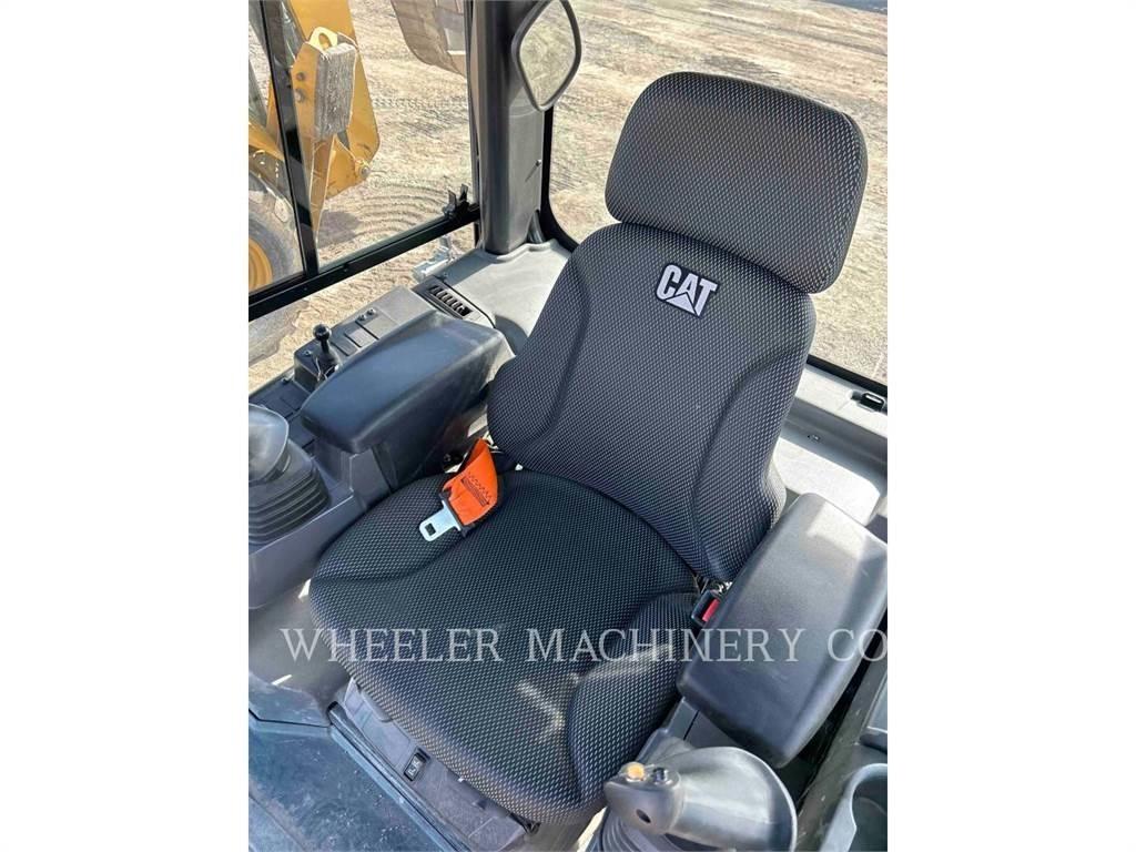 CAT D3 XL Buldožeri gusjeničari