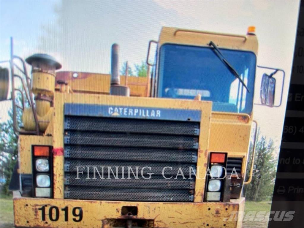 CAT D30D Strugači