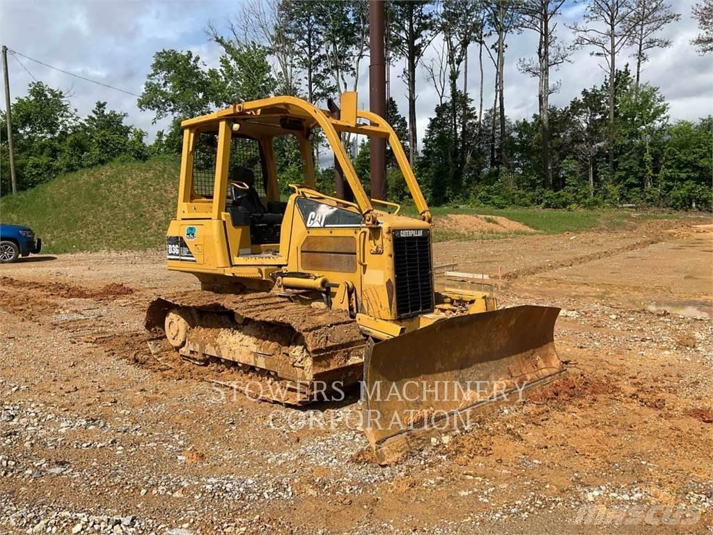 CAT D3GLGP Buldožeri gusjeničari
