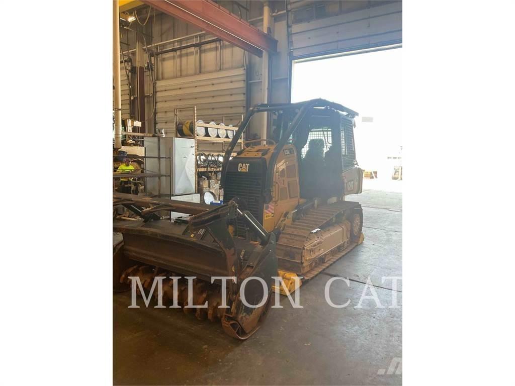 CAT D3K 2 XL Buldožeri gusjeničari