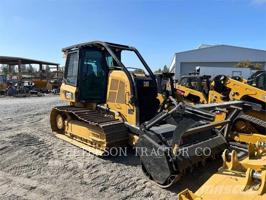 CAT D3K2 LGP Buldožeri gusjeničari