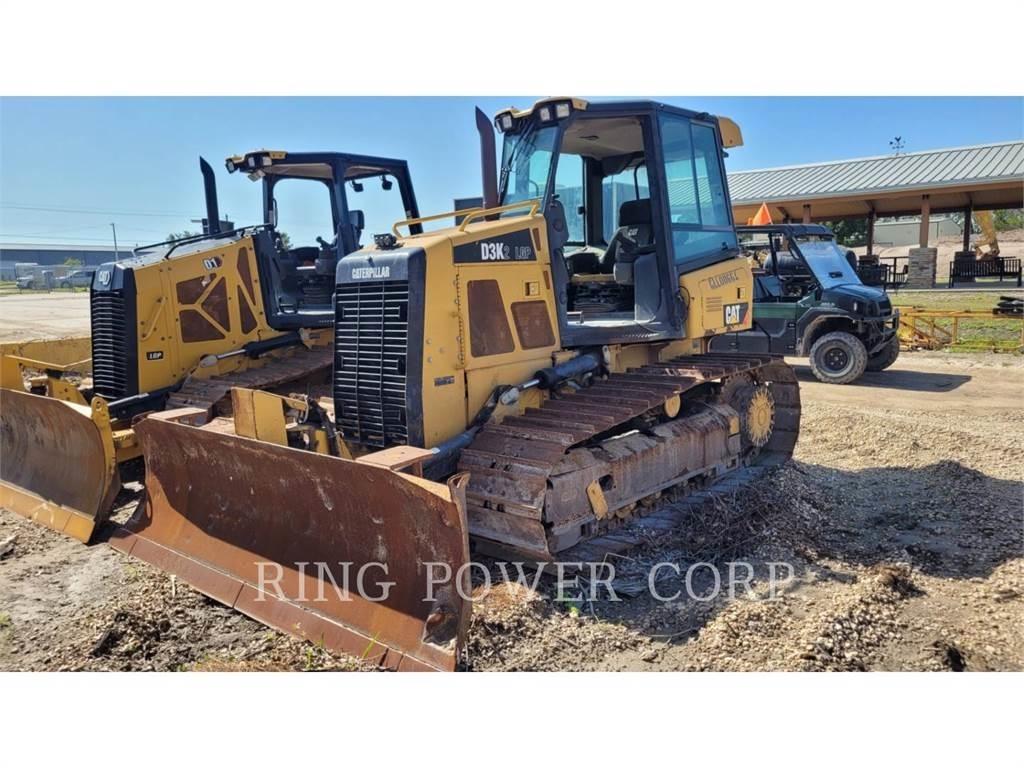 CAT D3K2LGP Buldožeri gusjeničari