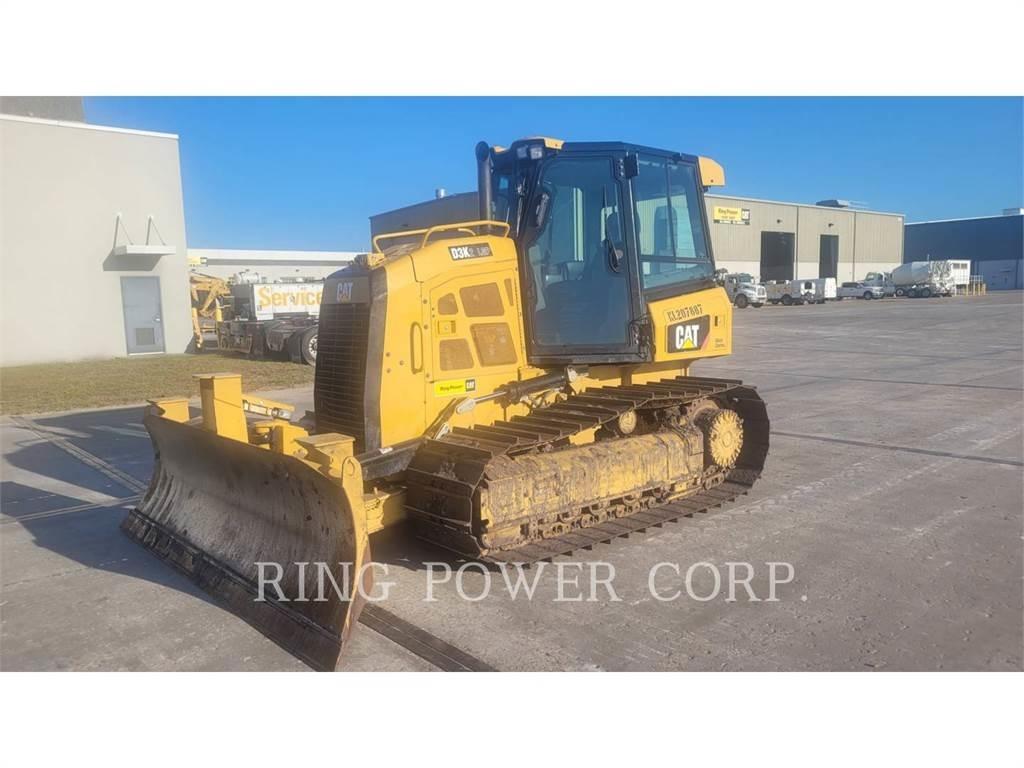 CAT D3K2LGP Buldožeri gusjeničari