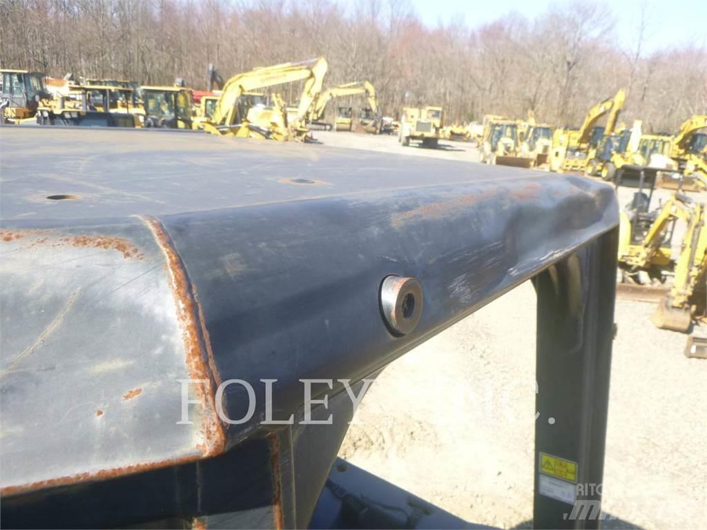 CAT D3K2XL Buldožeri gusjeničari