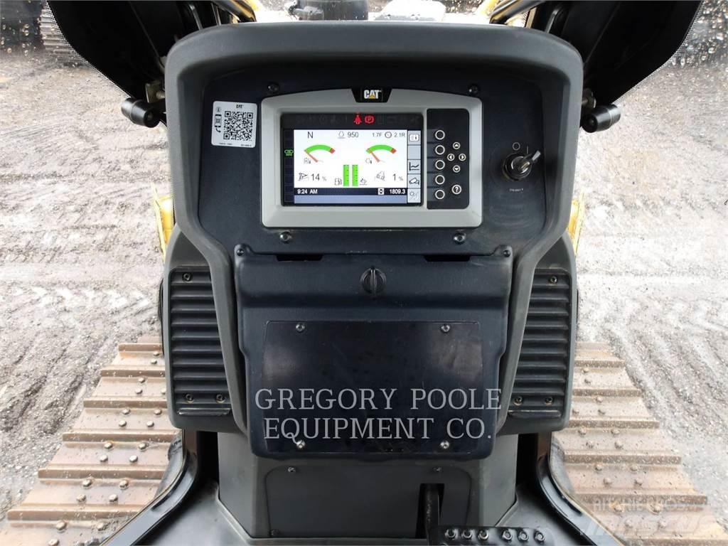 CAT D3K2XL Buldožeri gusjeničari