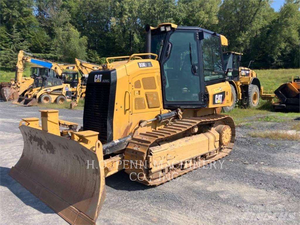 CAT D3K2XL Buldožeri gusjeničari