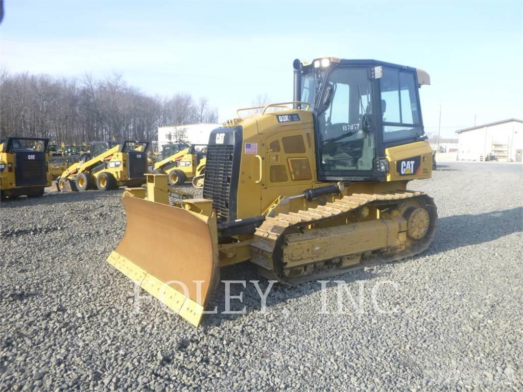 CAT D3K2XL Buldožeri gusjeničari
