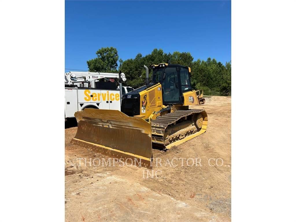 CAT D4 Buldožeri gusjeničari