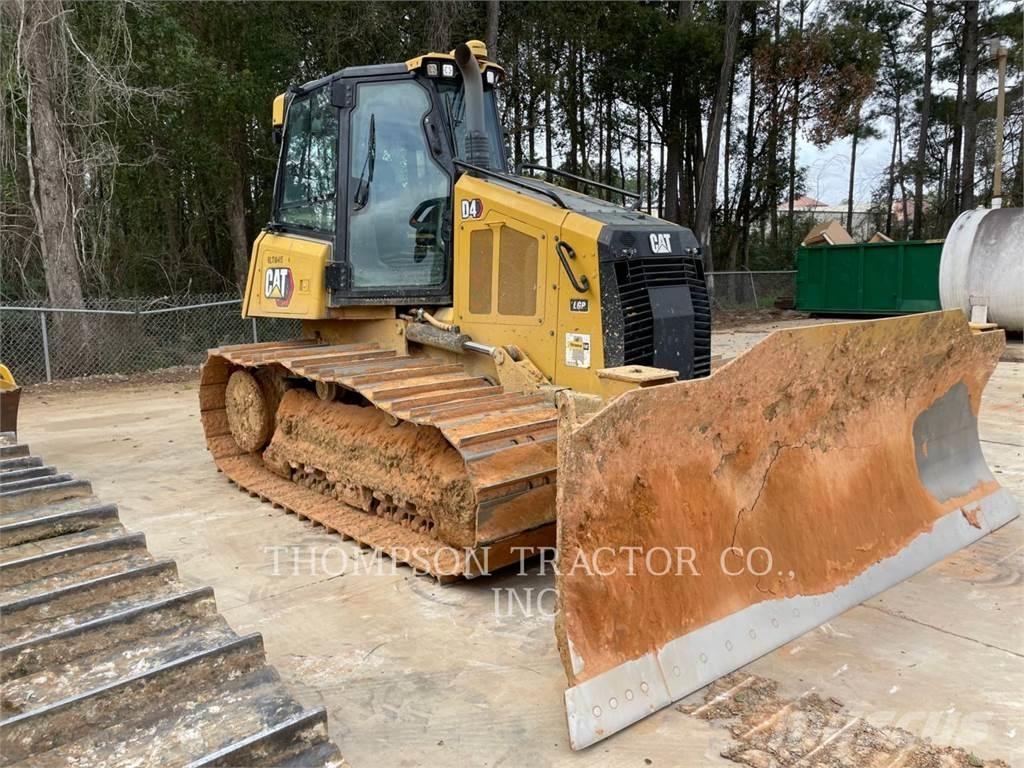 CAT D4 Buldožeri gusjeničari