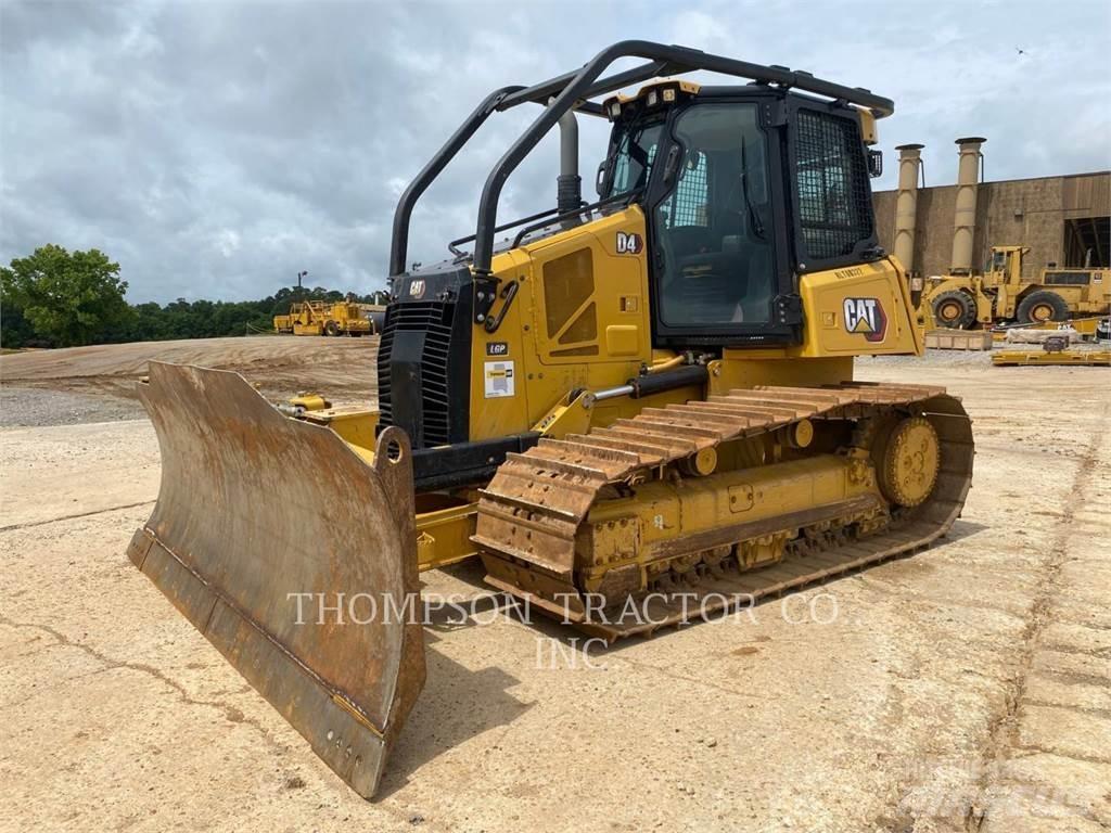 CAT D4 Buldožeri gusjeničari
