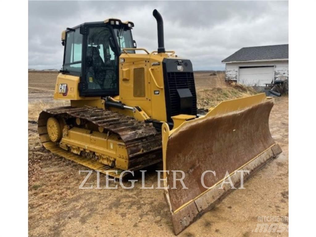 CAT D4 Buldožeri gusjeničari