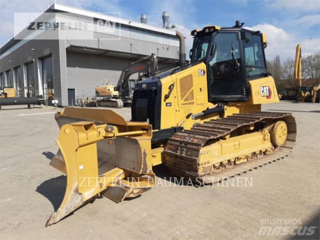 CAT D4-16A Buldožeri gusjeničari