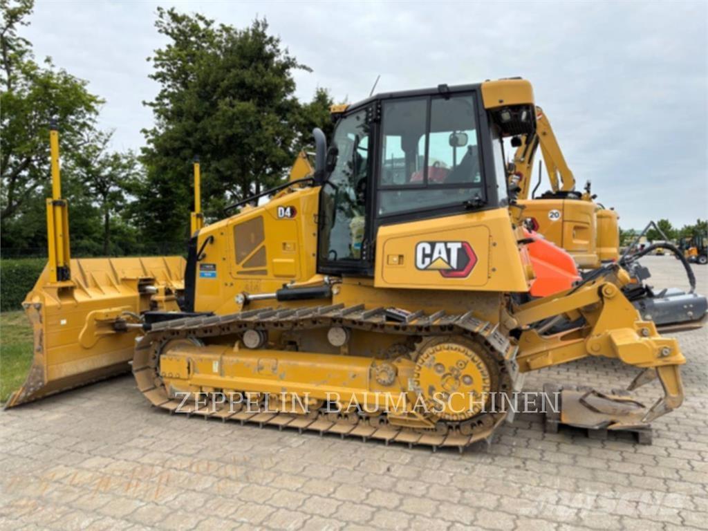 CAT D4-16A Buldožeri gusjeničari