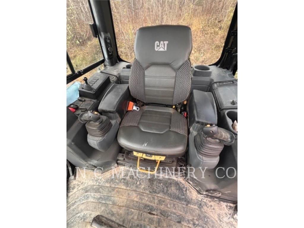 CAT D4 LGPVPAT Buldožeri gusjeničari