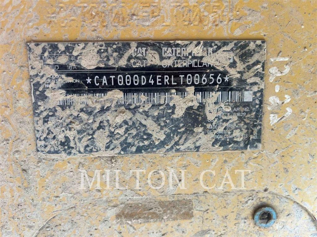 CAT D416VP Buldožeri gusjeničari