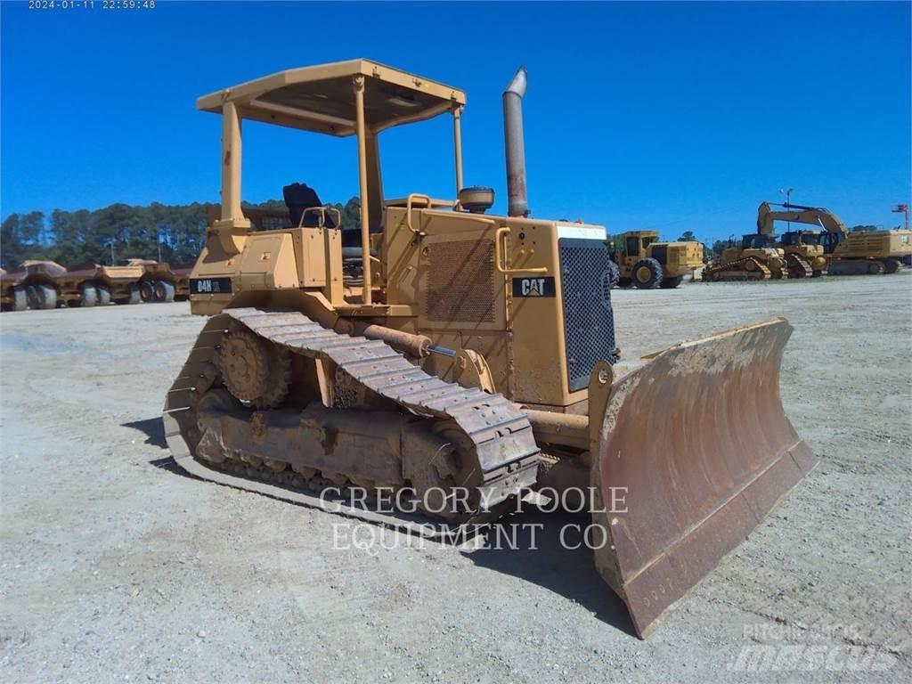 CAT D4HIIIXL Buldožeri gusjeničari