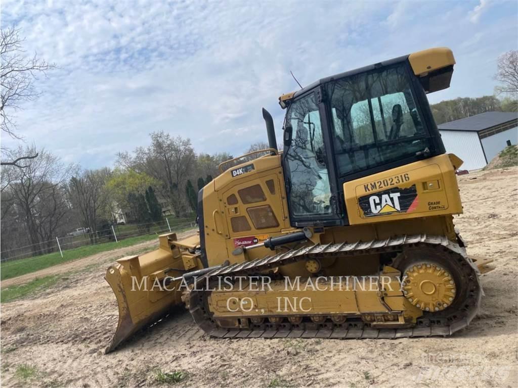 CAT D4K2 XL Buldožeri gusjeničari