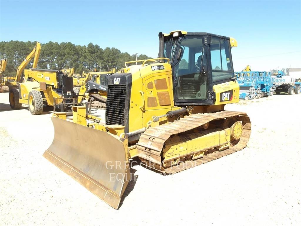 CAT D4K2LGP Buldožeri gusjeničari