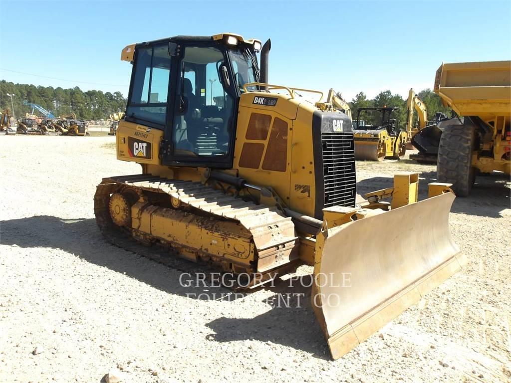 CAT D4K2LGP Buldožeri gusjeničari