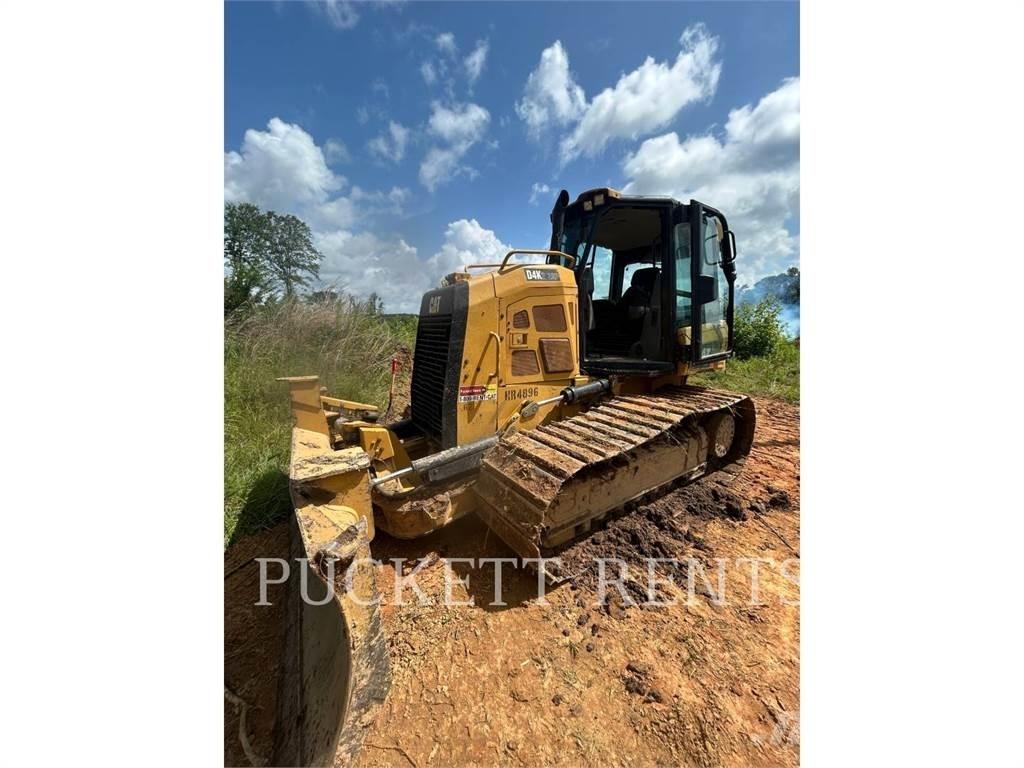 CAT D4K2LGP Buldožeri gusjeničari