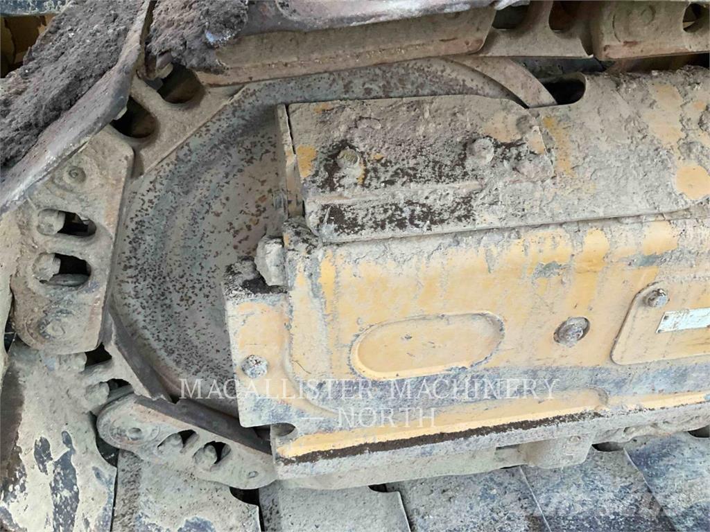 CAT D4K2X 4F Buldožeri gusjeničari