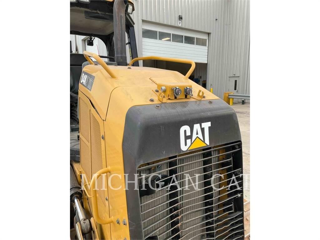 CAT D4K2X Z2 Buldožeri gusjeničari
