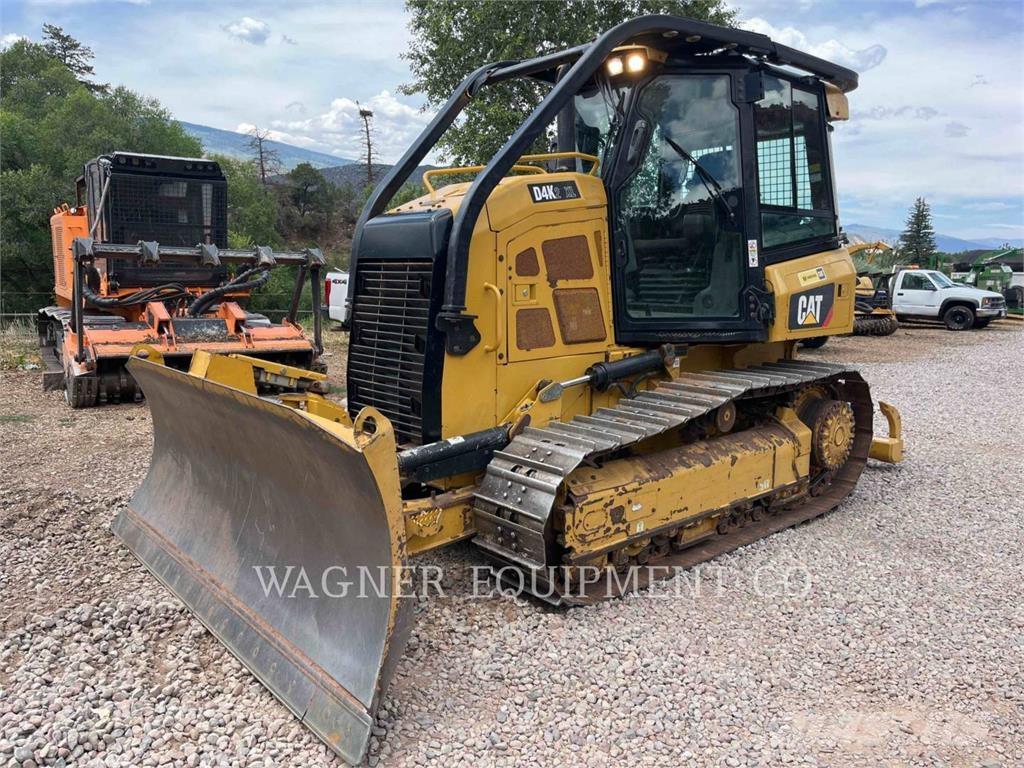 CAT D4K2XL Buldožeri gusjeničari