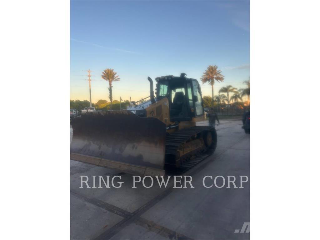 CAT D4VPEW Buldožeri gusjeničari