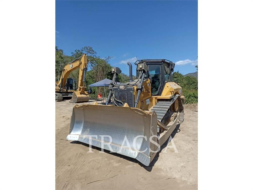 CAT D5 Buldožeri gusjeničari
