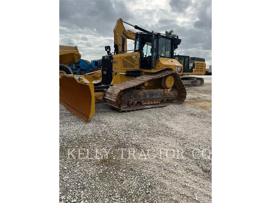 CAT D5 Buldožeri gusjeničari