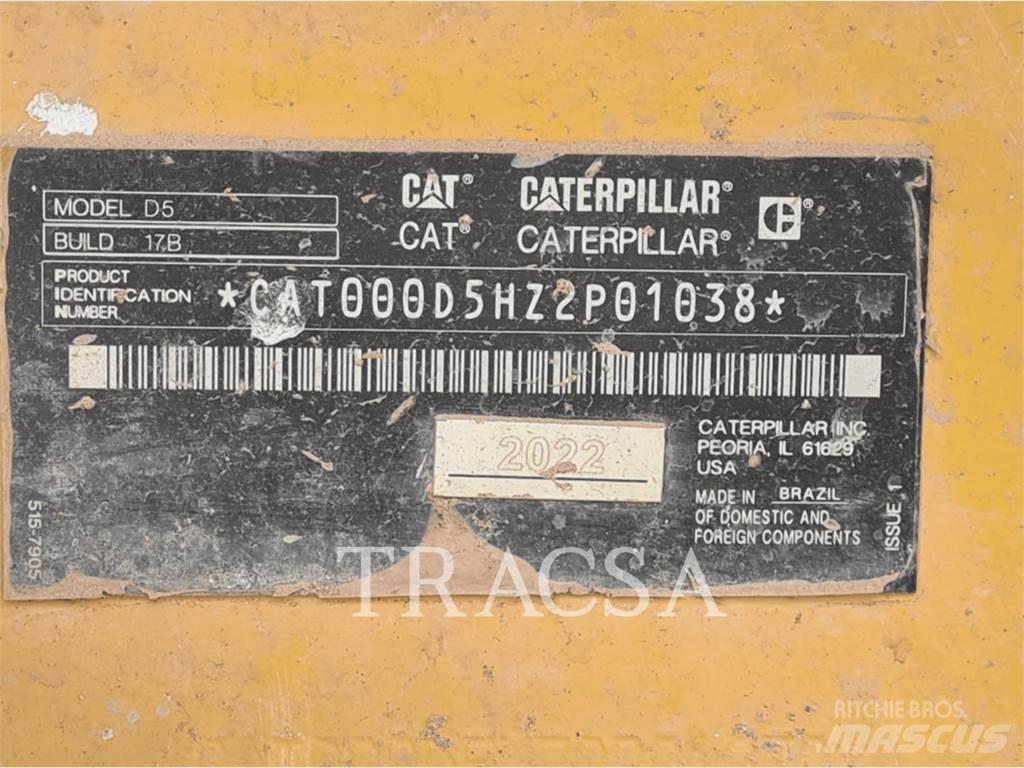 CAT D5 Buldožeri gusjeničari