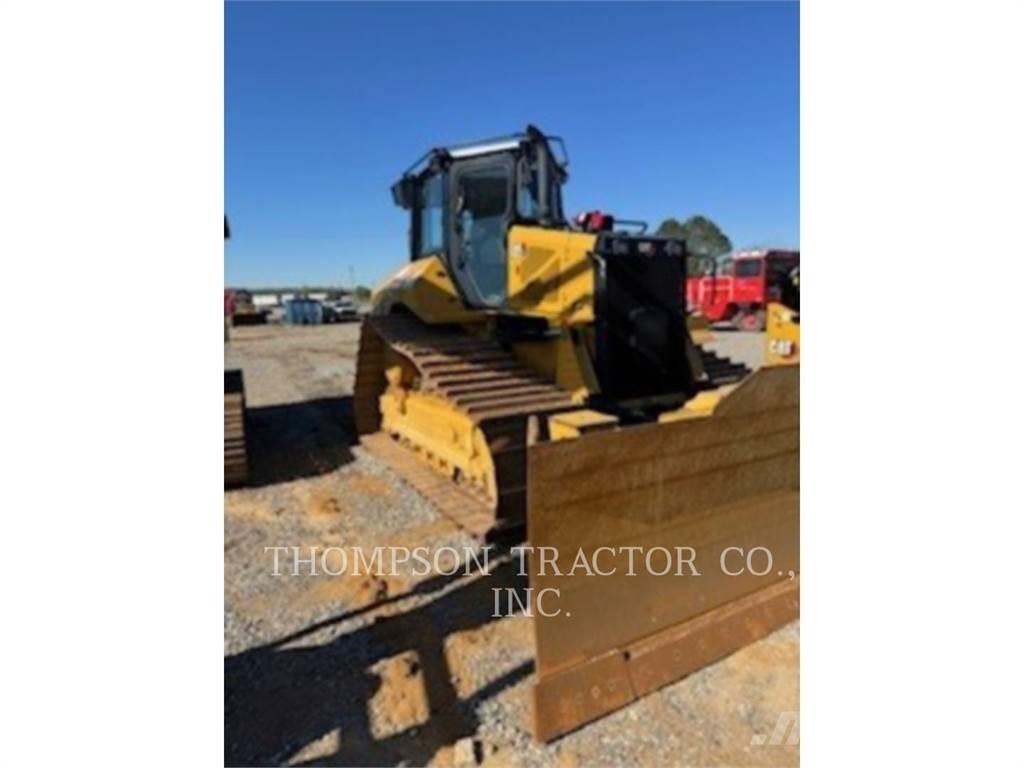 CAT D5 Buldožeri gusjeničari