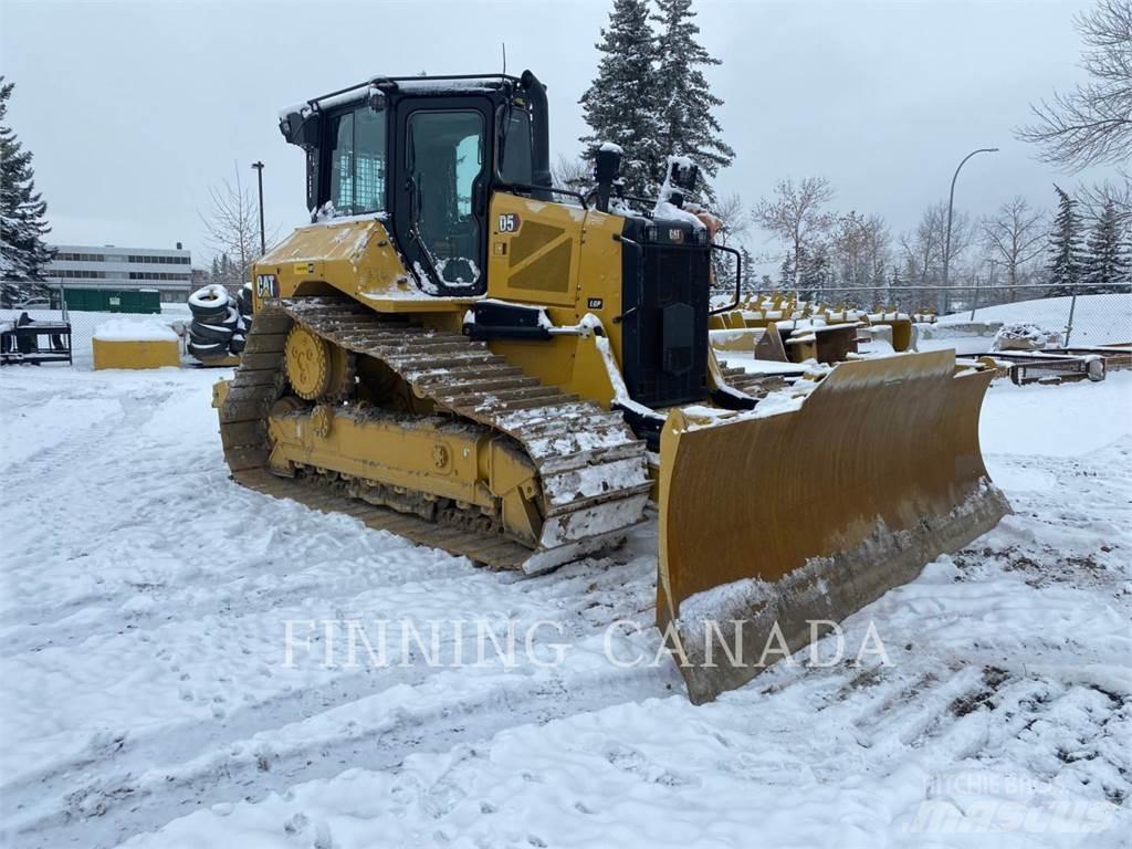 CAT D5-17 Buldožeri gusjeničari