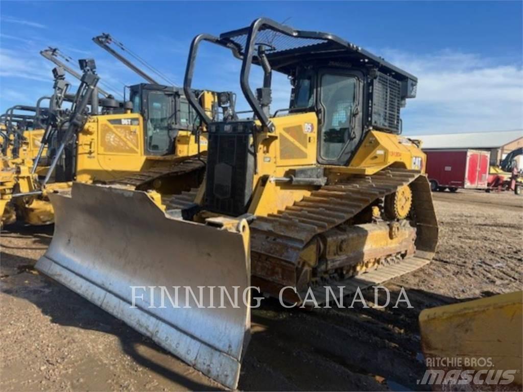 CAT D5-17 Buldožeri gusjeničari