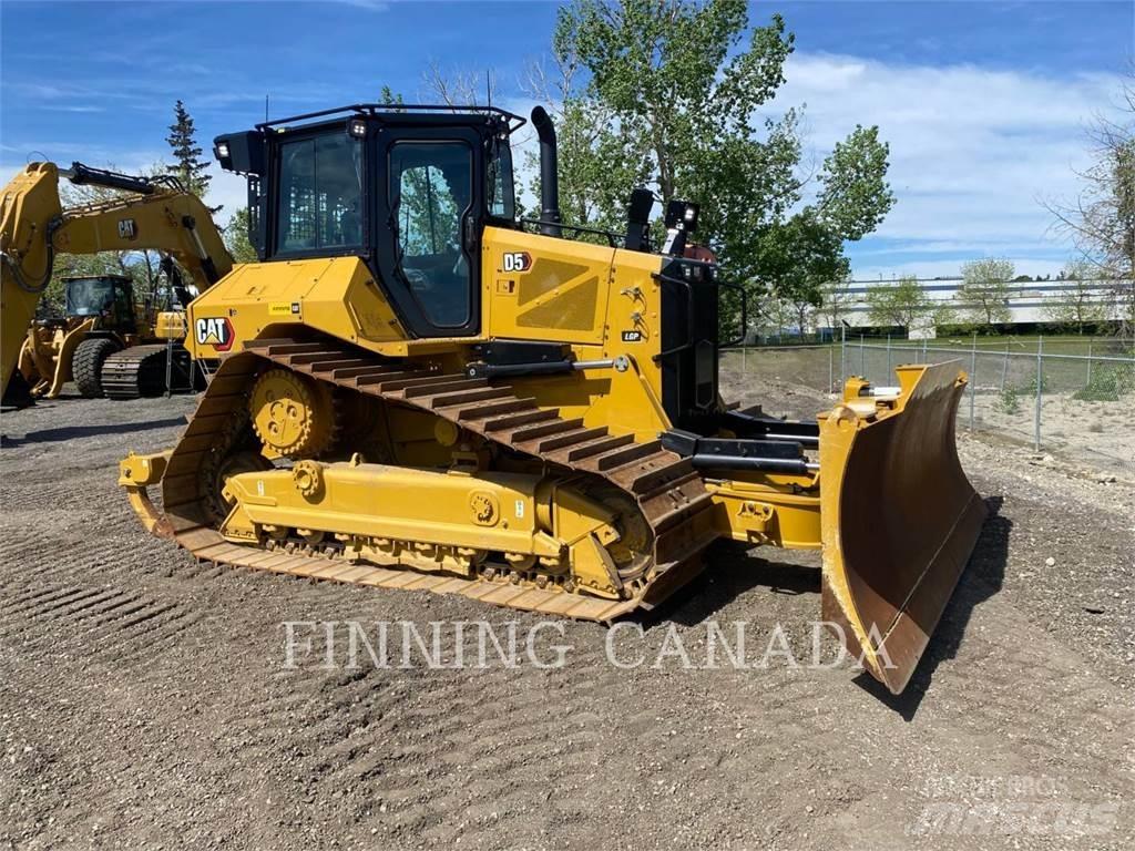 CAT D5-17 Buldožeri gusjeničari
