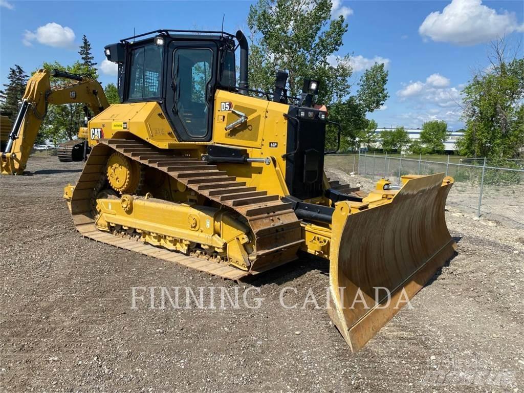 CAT D5-17 Buldožeri gusjeničari