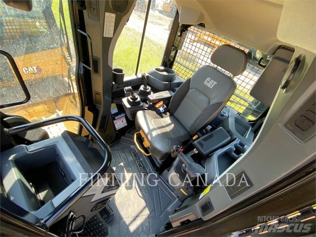 CAT D5-17 Buldožeri gusjeničari