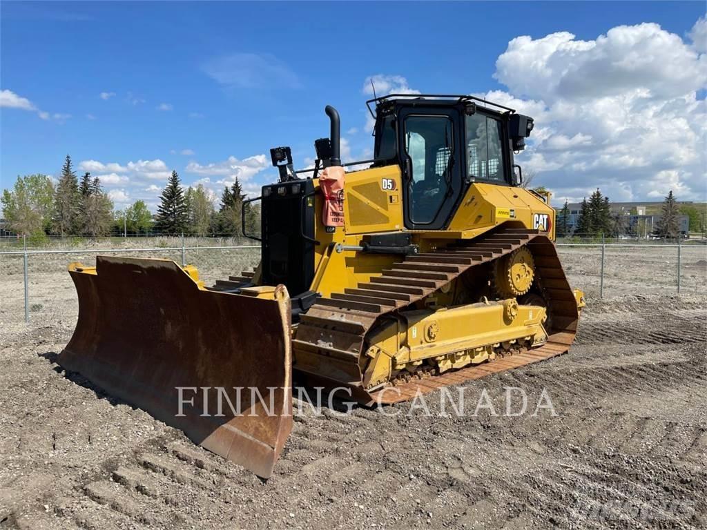 CAT D5-17 Buldožeri gusjeničari